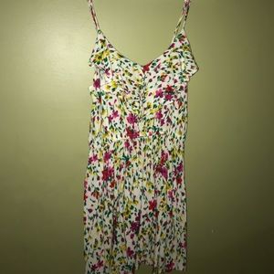 Mini floral print dress only wore once